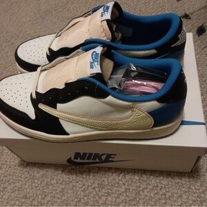 Jordan 1 Retro x Fragment Design x Travis Scott Low Blue